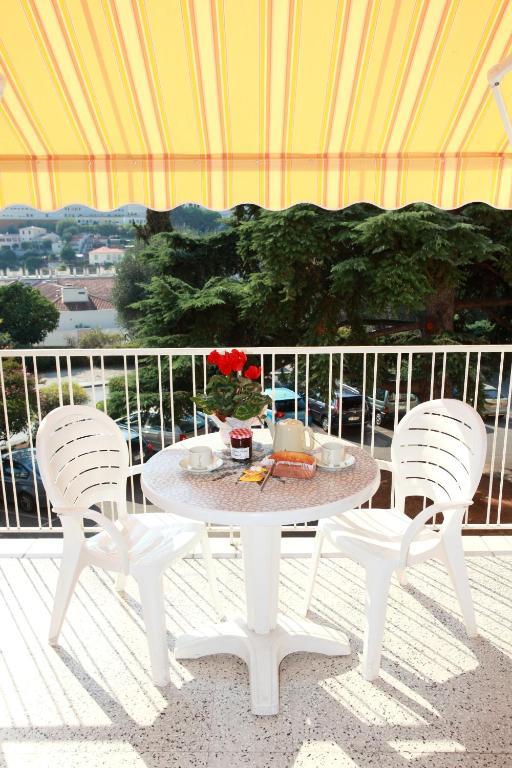 Residence L'Oliveraie ม็องตง ภายนอก รูปภาพ